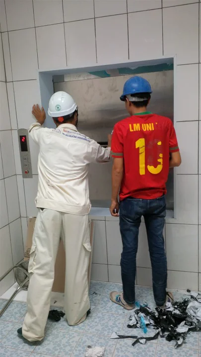 Thang tời thực phẩm 50kg-3 tầng